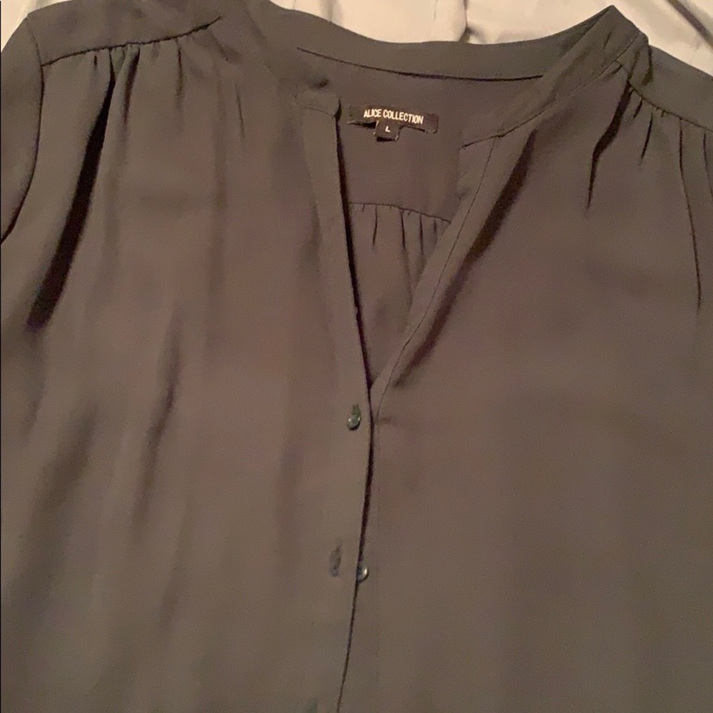 Alice Collection, OLIVE GREEN, Button down blouse - Picture 2 of 4